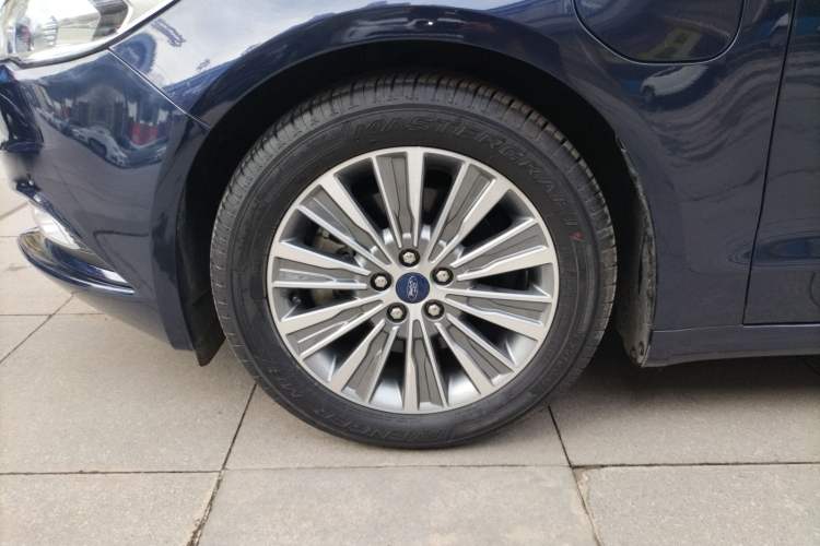 Used Ford Mondeo New Energy 2018 2.0 PHEV Zhihao Trim Left Front Wheel Hub