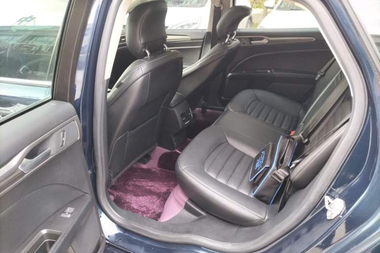 Used Ford Mondeo New Energy 2018 2.0 PHEV Zhihao Trim Left Rear Seat