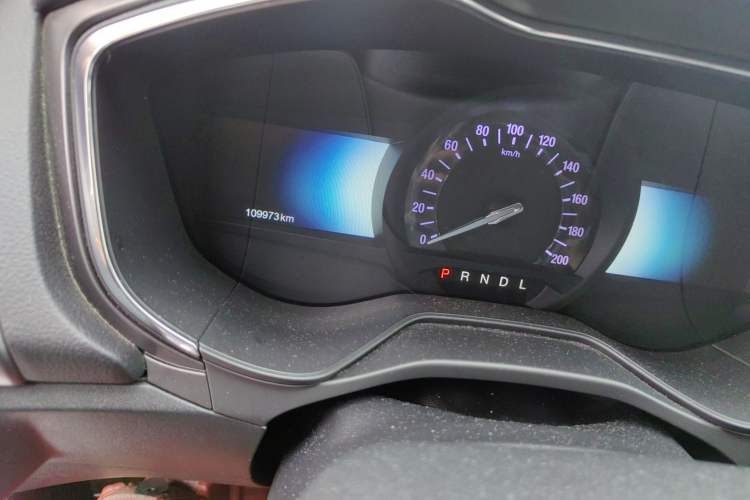 Used Ford Mondeo New Energy 2018 2.0 PHEV Smart-Control Luxury Version China VI Standard Odometer Close Up