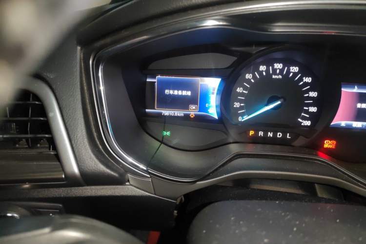 Used Ford Mondeo New Energy 2018 2.0 PHEV Smart-Controlled Fashion Edition China VI Standard Odometer Close Up