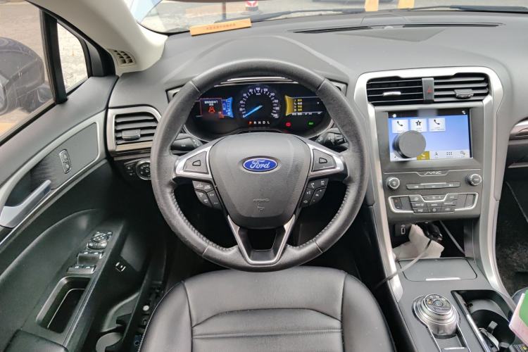 Used Ford Mondeo New Energy 2018 2.0 PHEV Smart-Controlled Fashion Edition China VI Standard Steering Wheel