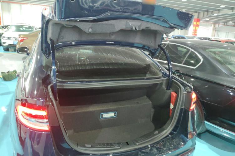 Used Ford Mondeo New Energy 2018 2.0 PHEV Smart-Control Luxury Version China VI Standard Trunk