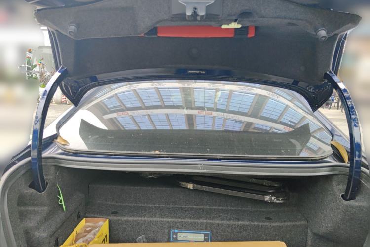 Used Ford Mondeo New Energy 2018 2.0 PHEV Smart-Controlled Fashion Edition China VI Standard Trunk