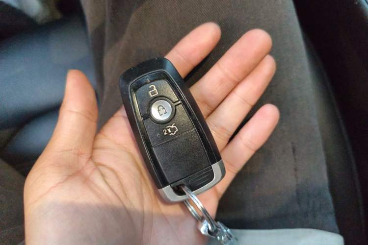Used Ford Mondeo New Energy 2018 2.0 PHEV ZhiShang Trim Vehicle Key