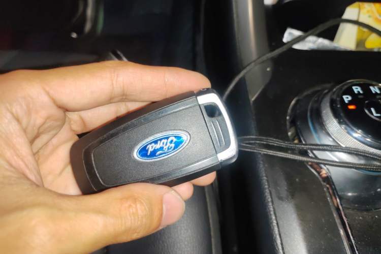 Used Ford Mondeo New Energy 2018 2.0 PHEV Smart-Controlled Fashion Edition China VI Standard Vehicle Key