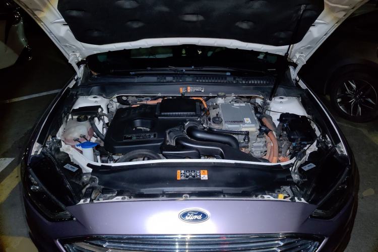 Used Ford Mondeo New Energy 2018 2.0 PHEV Zhihao Trim Engine Bay