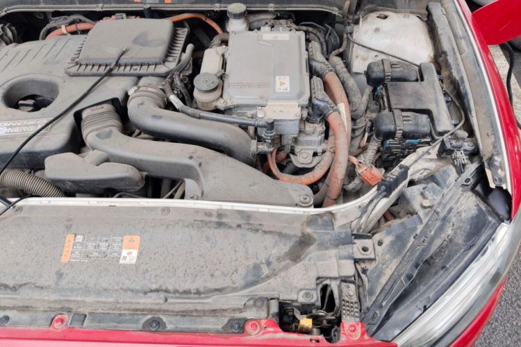 Used Ford Mondeo New Energy 2018 2.0 PHEV ZhiShang Trim Engine Bay Left