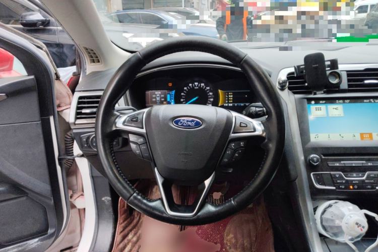 Used Ford Mondeo New Energy 2018 2.0 PHEV ZhiShang Trim Steering Wheel