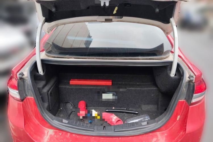 Used Ford Mondeo New Energy 2018 2.0 PHEV ZhiShang Trim Trunk