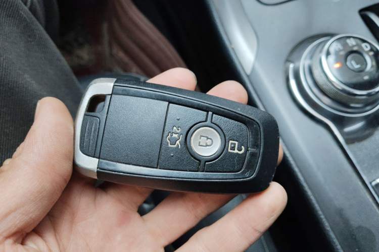 Used Ford Mondeo New Energy 2018 2.0 PHEV ZhiShang Trim Vehicle Key