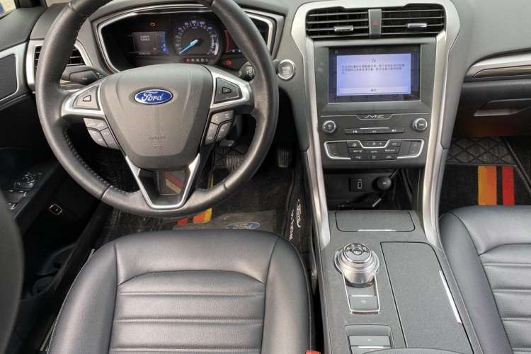 Used Ford Mondeo New Energy 2018 2.0 PHEV Smart-Controlled Fashion Edition China V Standard Audio And AC Panel