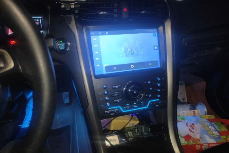 Used Ford Mondeo New Energy 2018 2.0 PHEV ZhiShang Trim Audio And AC Panel