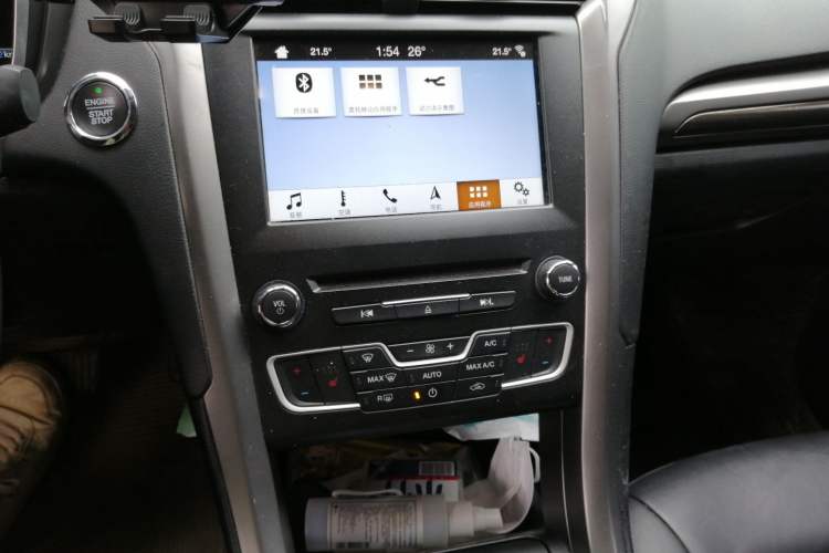 Used Ford Mondeo New Energy 2018 2.0 PHEV Zhihao Trim Audio And AC Panel
