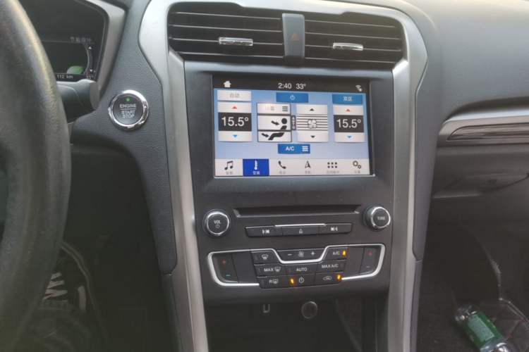 Used Ford Mondeo New Energy 2018 2.0 PHEV Smart-Controlled Fashion Edition China VI Standard Audio And AC Panel