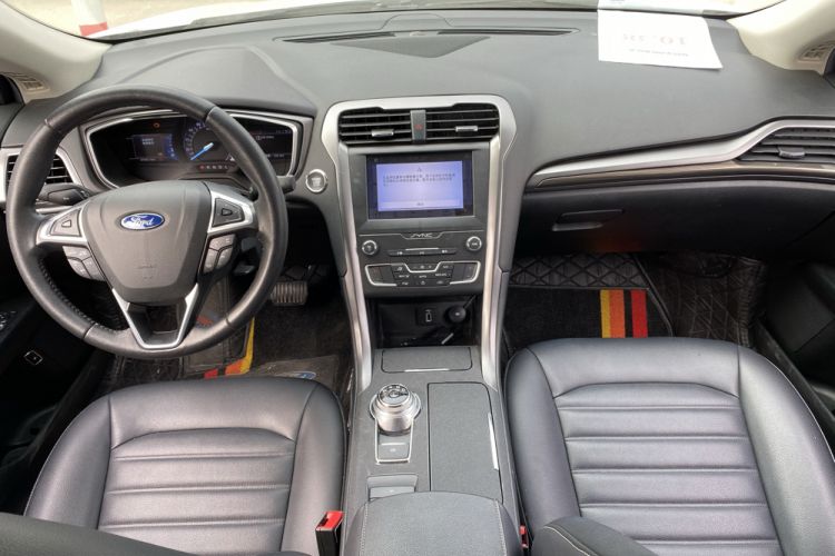 Used Ford Mondeo New Energy 2018 2.0 PHEV Smart-Controlled Fashion Edition China V Standard Center Console