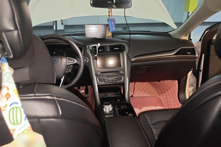 Used Ford Mondeo New Energy 2018 2.0 PHEV ZhiShang Trim Center Console
