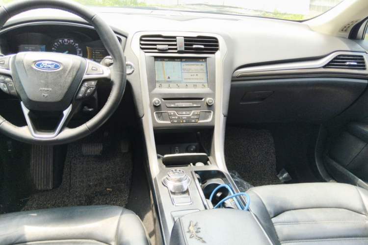 Used Ford Mondeo New Energy 2018 2.0 PHEV ZhiShang Trim Center Console