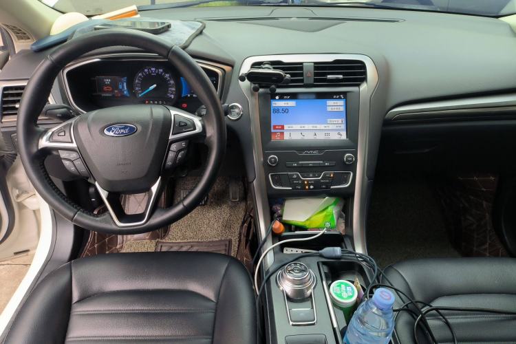 Used Ford Mondeo New Energy 2018 2.0 PHEV ZhiShang Trim Center Console