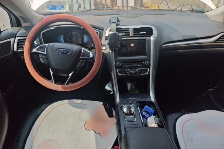 Used Ford Mondeo New Energy 2018 2.0 PHEV Smart-Control Luxury Version China V Standard Center Console