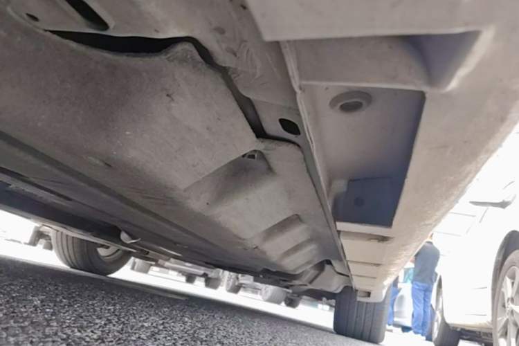 Used Ford Mondeo New Energy 2018 2.0 PHEV ZhiShang Trim Chassis Front Left