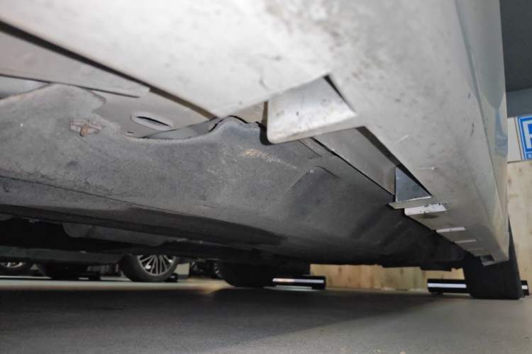 Used Ford Mondeo New Energy 2018 2.0 PHEV ZhiZun Flagship Version Chassis Front Left