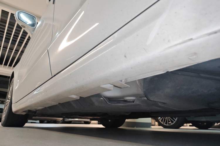 Used Ford Mondeo New Energy 2018 2.0 PHEV ZhiZun Flagship Version Chassis Rear Left
