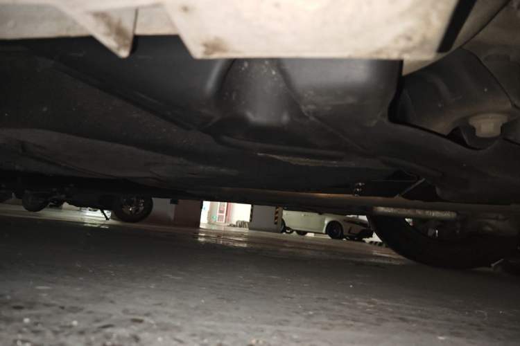 Used Ford Mondeo New Energy 2018 2.0 PHEV ZhiShang Trim Chassis Rear Left