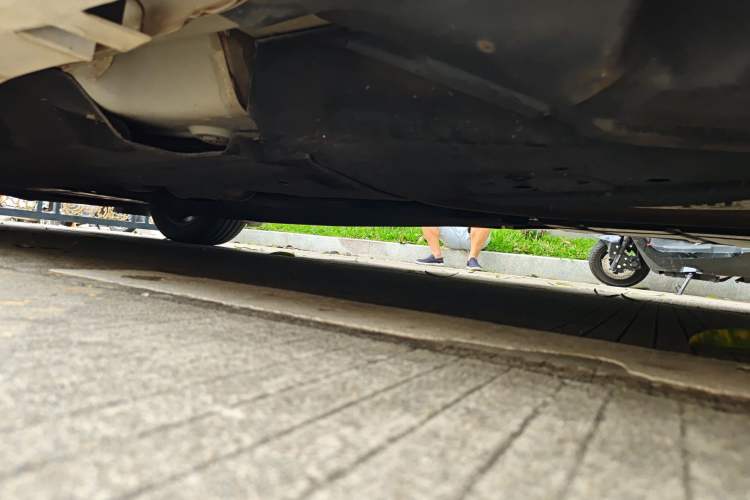 Used Ford Mondeo New Energy 2018 2.0 PHEV ZhiShang Trim Chassis Rear Left