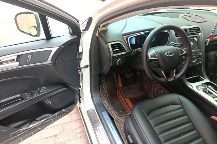 Used Ford Mondeo New Energy 2018 2.0 PHEV Smart-Controlled Fashion Edition China VI Standard Driver Seat