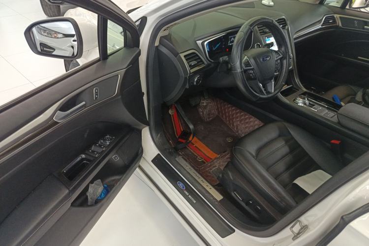 Used Ford Mondeo New Energy 2018 2.0 PHEV Smart-Control Luxury Version China VI Standard Driver Seat