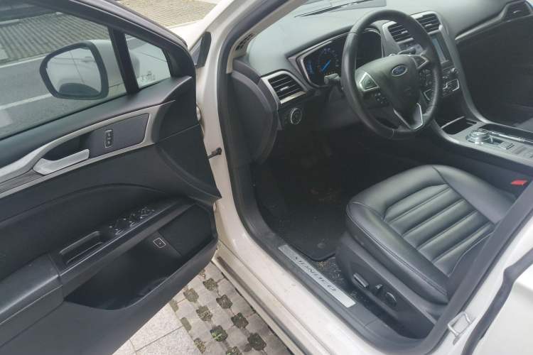 Used Ford Mondeo New Energy 2018 2.0 PHEV ZhiShang Trim Driver Seat