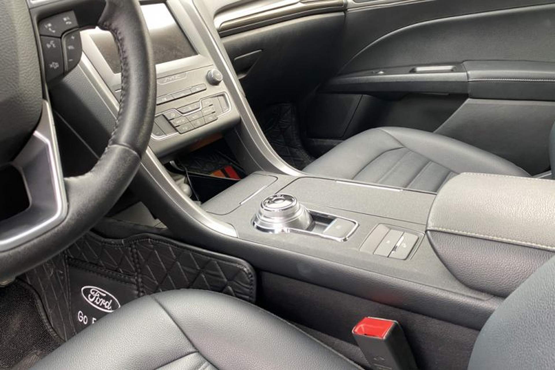 Used Ford Mondeo New Energy 2018 2.0 PHEV Smart-Controlled Fashion Edition China V Standard Driver Seat