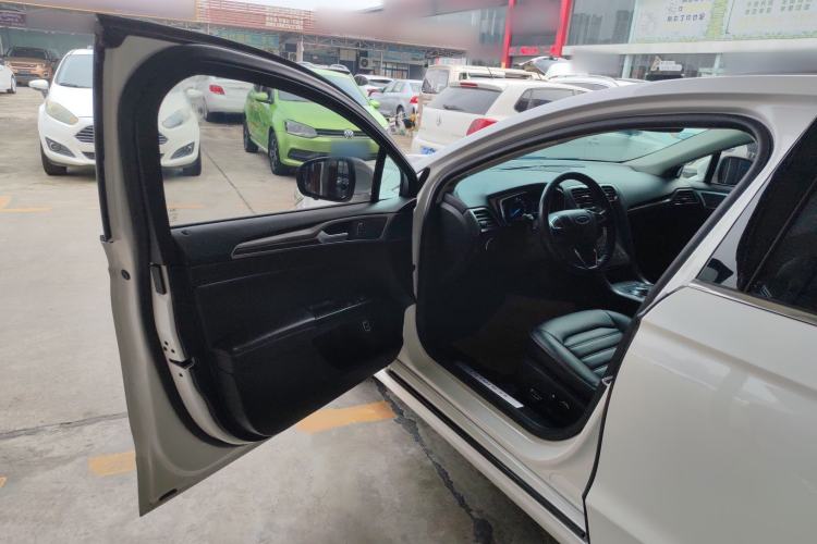 Used Ford Mondeo New Energy 2018 2.0 PHEV Smart-Controlled Fashion Edition China VI Standard Driver Seat