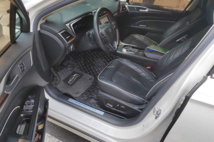 Used Ford Mondeo New Energy 2018 2.0 PHEV ZhiZun Flagship Version Driver Seat