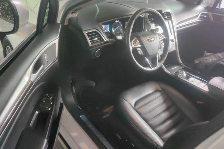 Used Ford Mondeo New Energy 2018 2.0 PHEV Smart-Controlled Fashion Edition China VI Standard Driver Seat