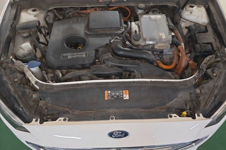 Used Ford Mondeo New Energy 2018 2.0 PHEV ZhiShang Trim Engine Bay