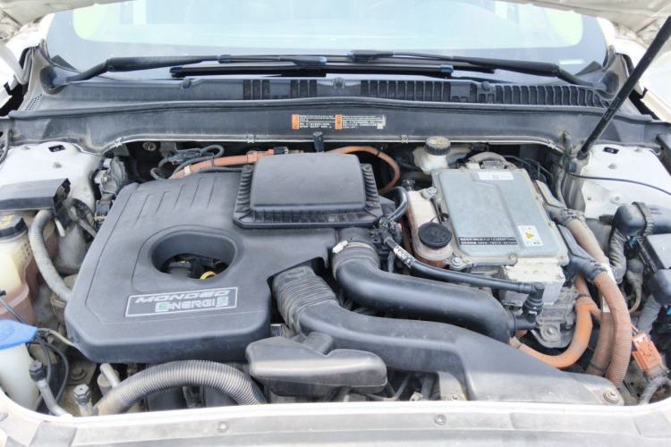 Used Ford Mondeo New Energy 2018 2.0 PHEV ZhiShang Trim Engine Bay
