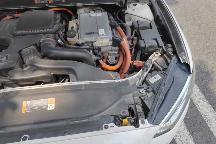 Used Ford Mondeo New Energy 2018 2.0 PHEV ZhiZun Flagship Version Engine Bay Left