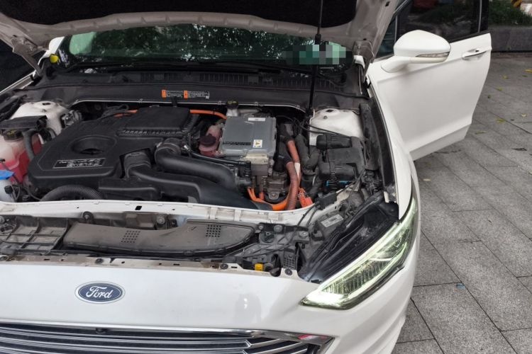 Used Ford Mondeo New Energy 2018 2.0 PHEV Zhihao Trim Engine Bay Left
