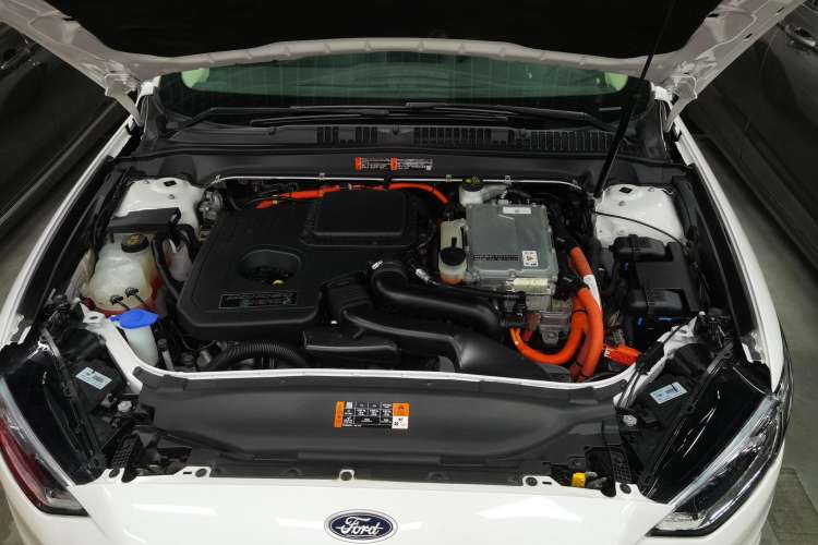 Used Ford Mondeo New Energy 2018 2.0 PHEV Zhihao Trim Engine Bay