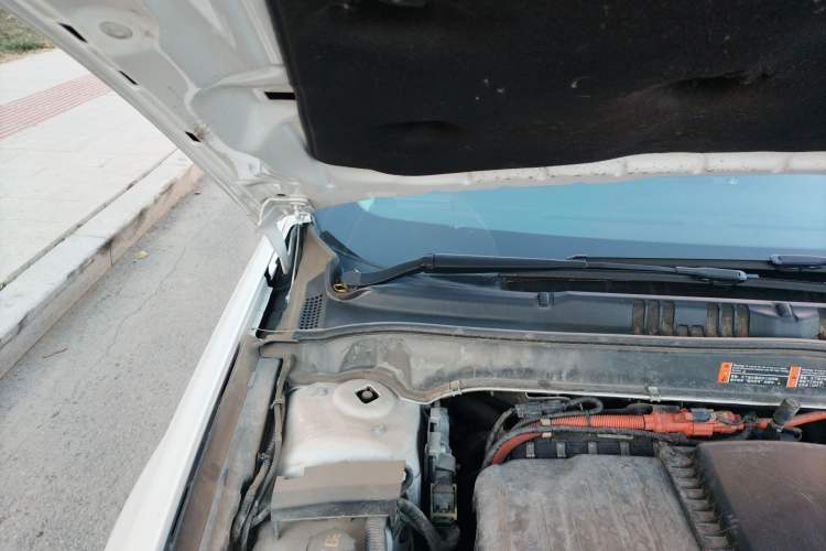 Used Ford Mondeo New Energy 2018 2.0 PHEV Zhihao Trim Engine Bay Right