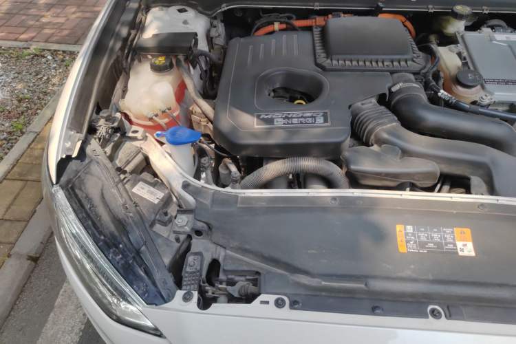 Used Ford Mondeo New Energy 2018 2.0 PHEV ZhiZun Flagship Version Engine Bay Right