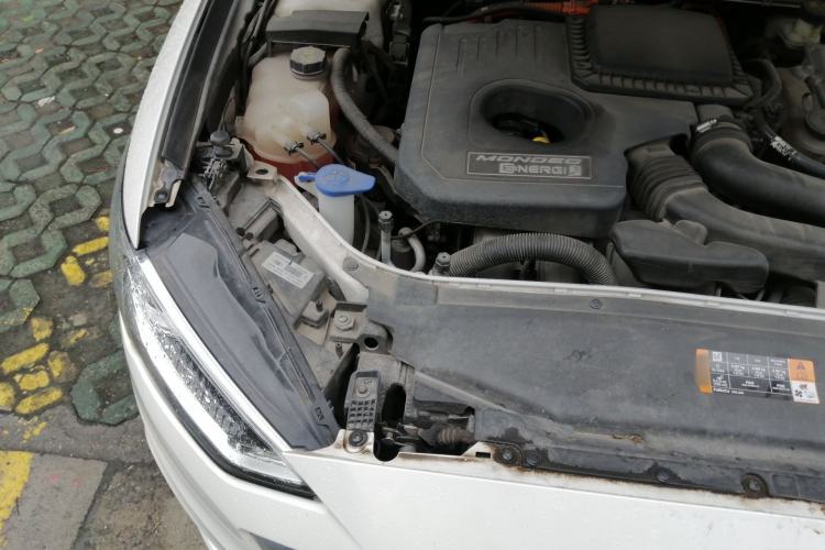 Used Ford Mondeo New Energy 2018 2.0 PHEV Zhihao Trim Engine Bay Right