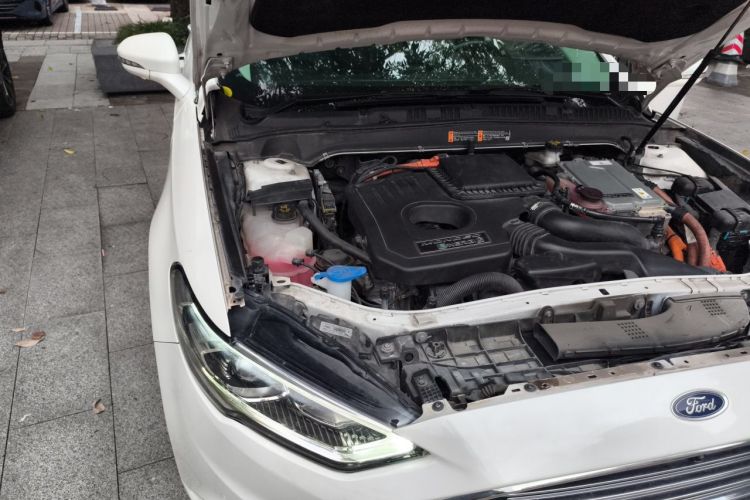 Used Ford Mondeo New Energy 2018 2.0 PHEV Zhihao Trim Engine Bay Right