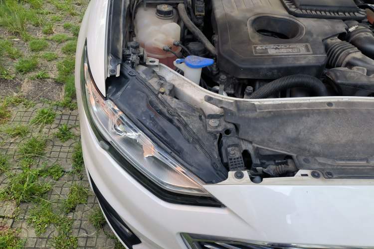 Used Ford Mondeo New Energy 2018 2.0 PHEV ZhiShang Trim Engine Bay Right