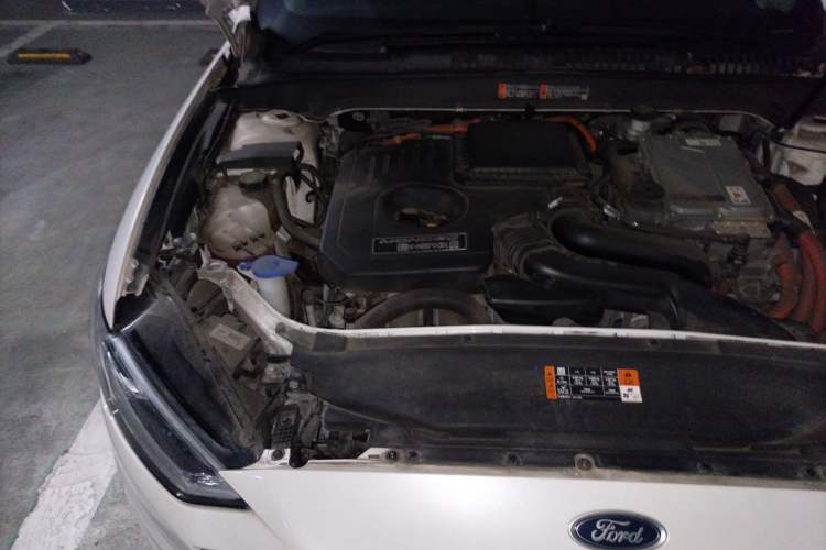 Used Ford Mondeo New Energy 2018 2.0 PHEV Zhihao Trim Engine Bay Right