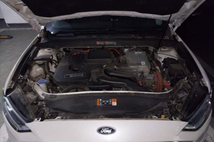 Used Ford Mondeo New Energy 2018 2.0 PHEV Zhihao Trim Engine Bay