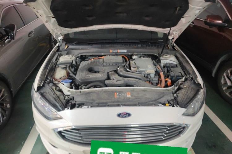 Used Ford Mondeo New Energy 2018 2.0 PHEV Smart-Controlled Fashion Edition China V Standard Engine Bay