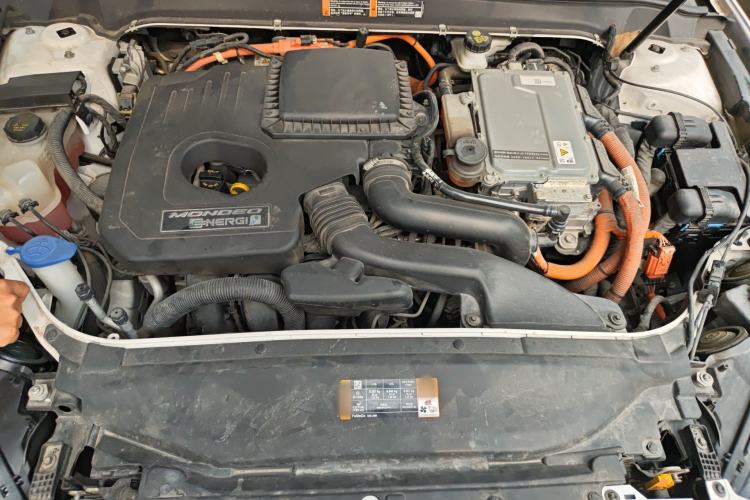 Used Ford Mondeo New Energy 2018 2.0 PHEV ZhiShang Trim Engine Bay