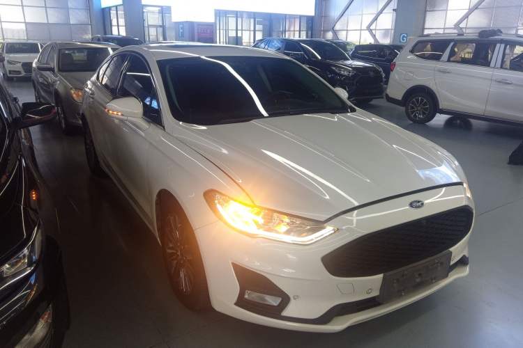 Used Ford Mondeo New Energy 2018 2.0 PHEV Smart-Controlled Fashion Edition China VI Standard Exterior 2